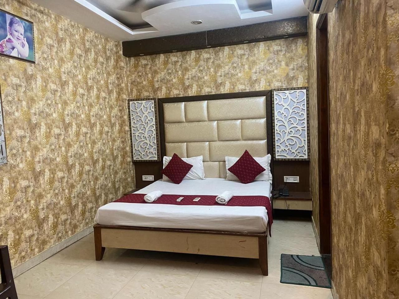 Hotel Robin Amritsar Extérieur photo